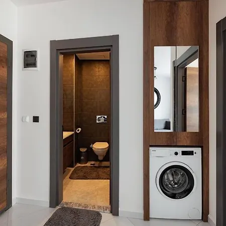 فاخرة Serenity Apartman